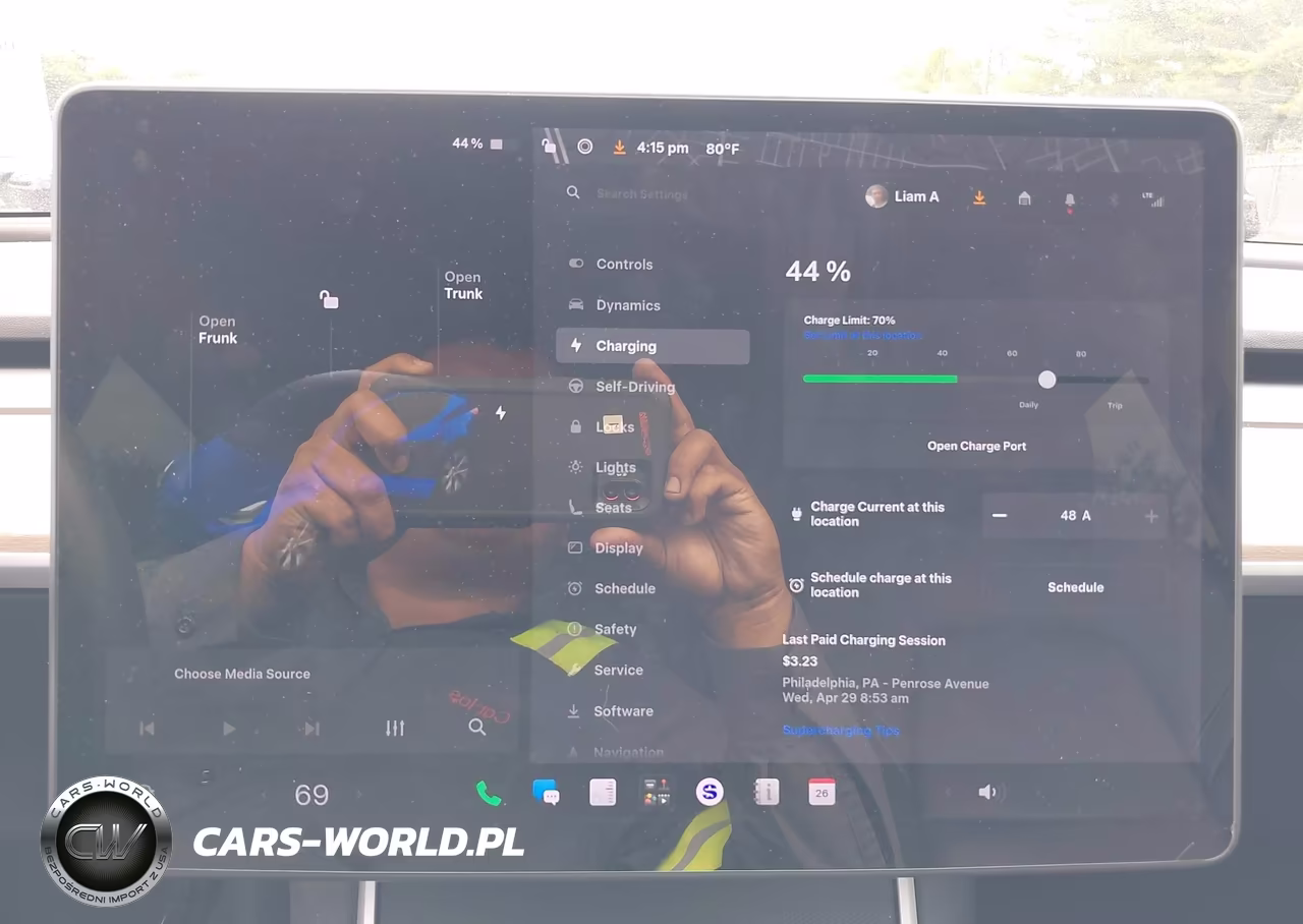 2020 Tesla Model Y Long Range Dual Motor All-Wheel Drive VIN:5YJYGDEE2LF043044 - 18