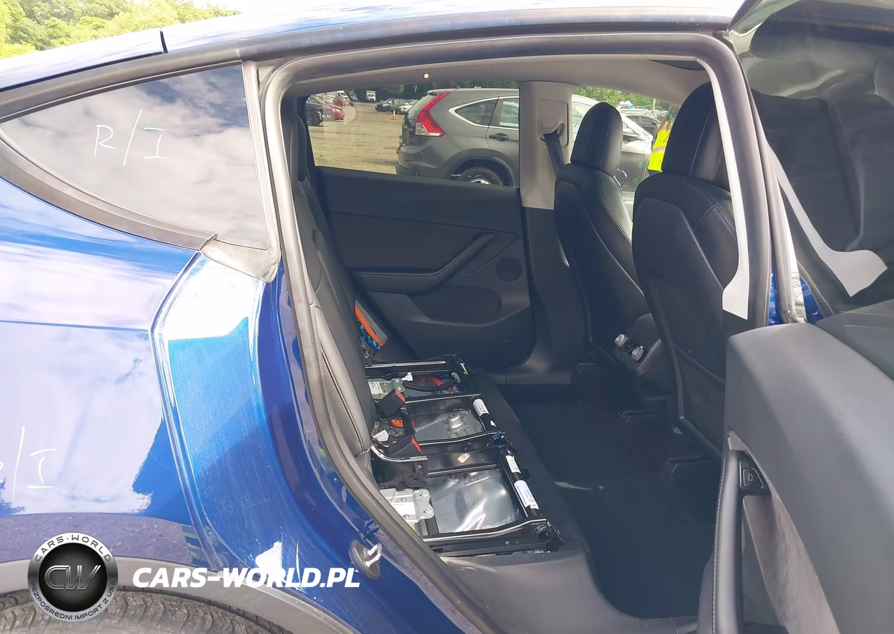 2020 Tesla Model Y Long Range Dual Motor All-Wheel Drive VIN:5YJYGDEE2LF043044 - 8