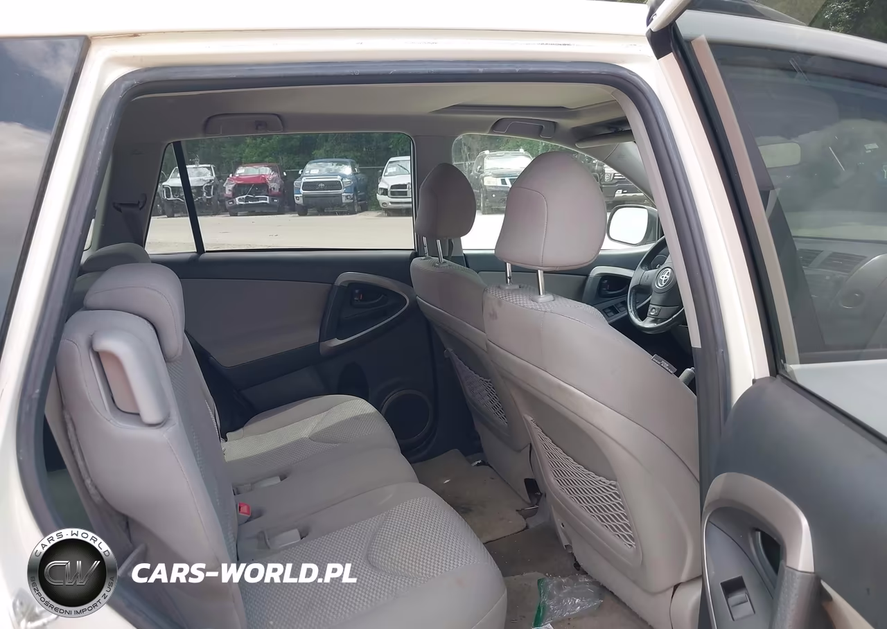 2008 Toyota Rav4 Limited V6 VIN:JTMBK31VX85061062 - 8