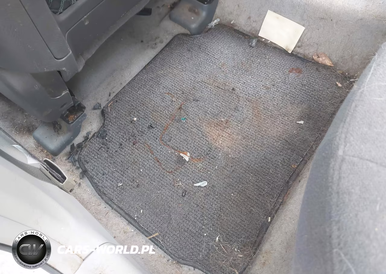 2005 Kia Spectra5 VIN:KNAFE161X55079167 - 13