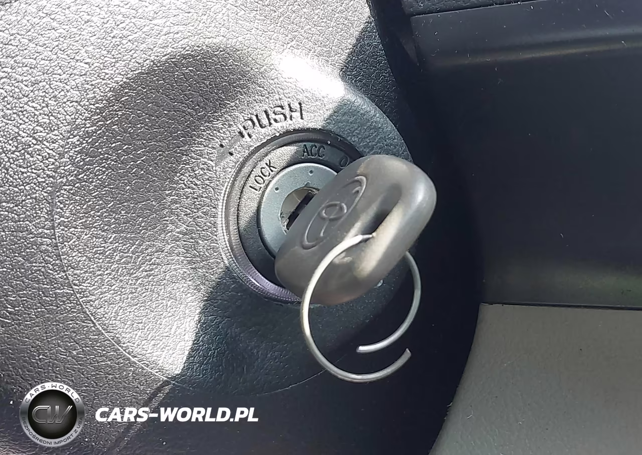 2015 Toyota Camry Le VIN:4T1BF1FK9FU082166 - 11