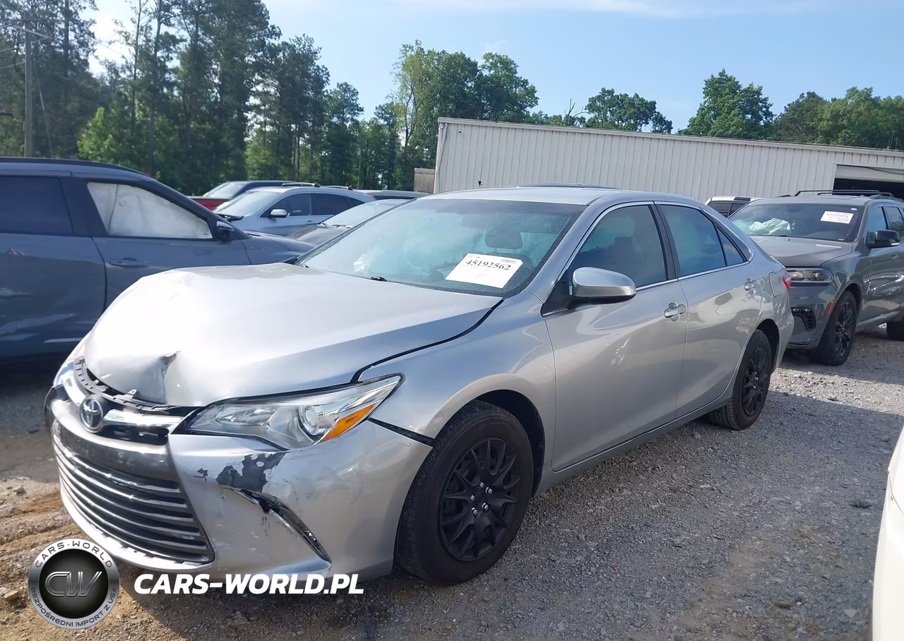 2015 Toyota Camry Le VIN:4T1BF1FK9FU082166 - 14