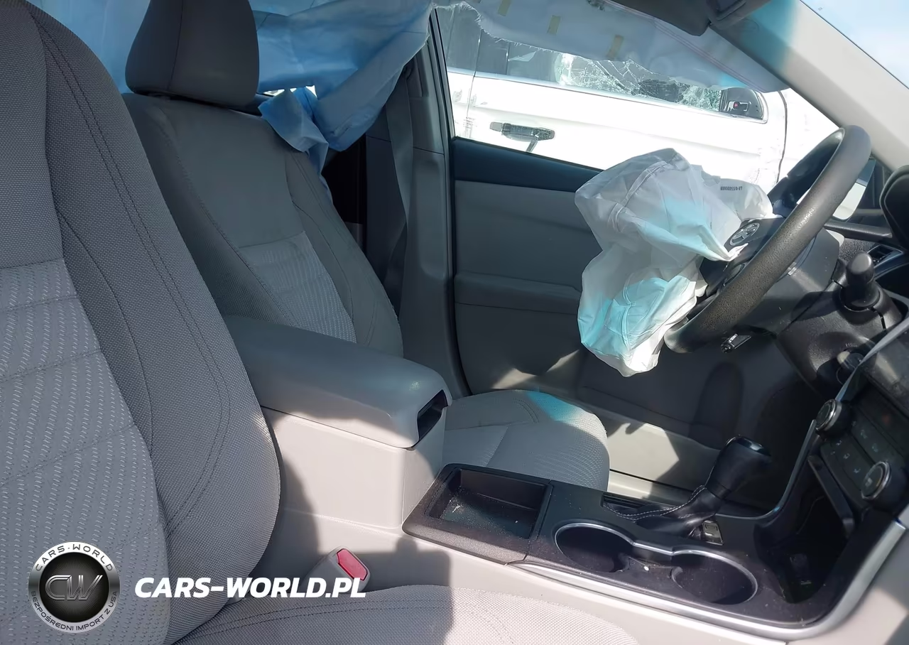 2015 Toyota Camry Le VIN:4T1BF1FK9FU082166 - 5
