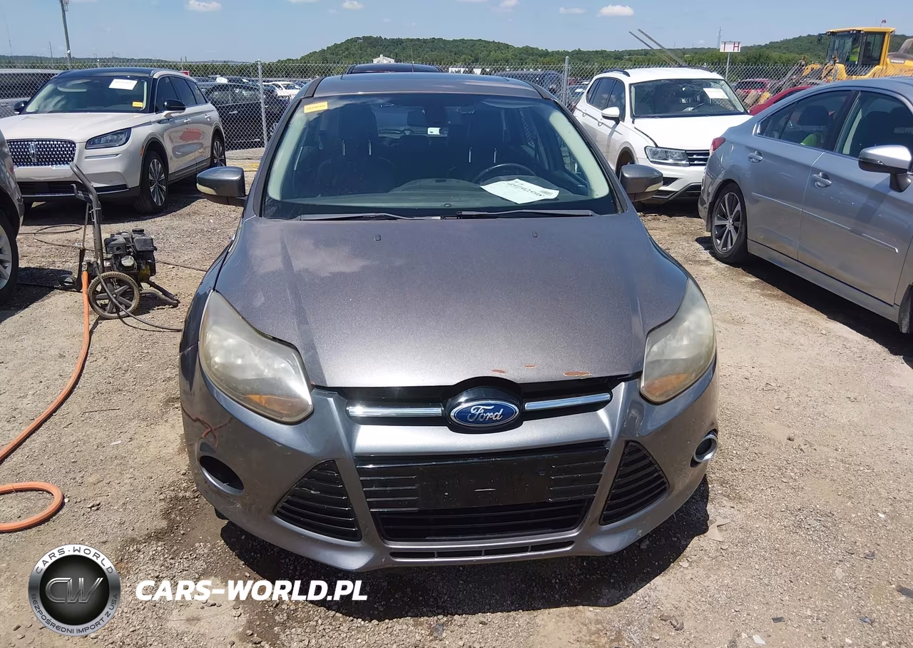 2012 Ford Focus Titanium VIN:1FAHP3N20CL236036 - 12