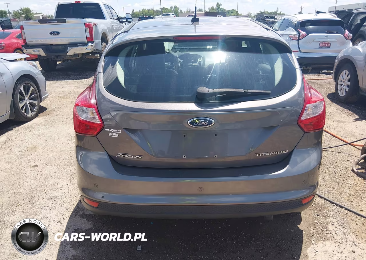 2012 Ford Focus Titanium VIN:1FAHP3N20CL236036 - 16