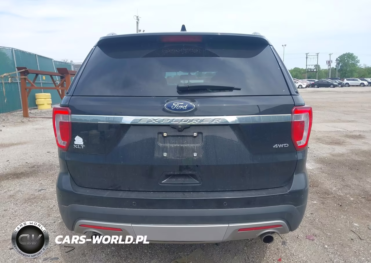 2017 Ford Explorer Xlt VIN:1FM5K8D83HGD50672 - 16