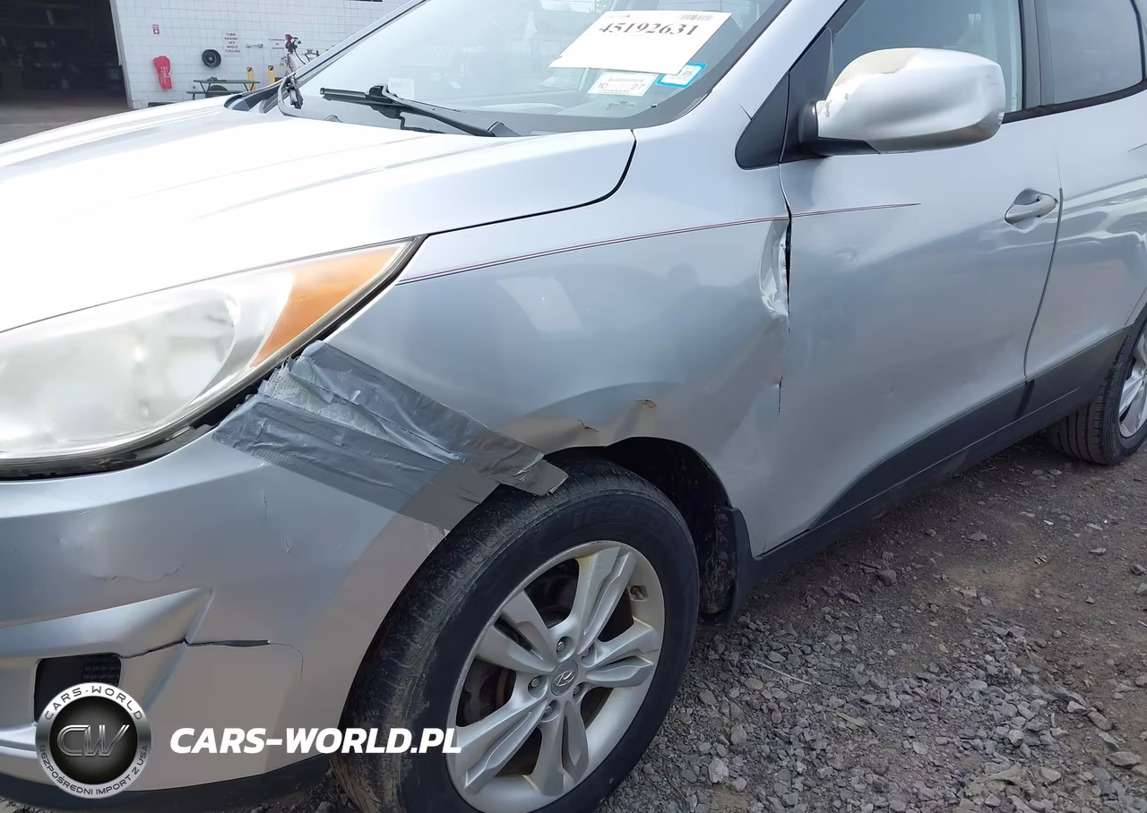 2010 Hyundai Tucson Gls VIN:KM8JUCAC4AU075633 - 6