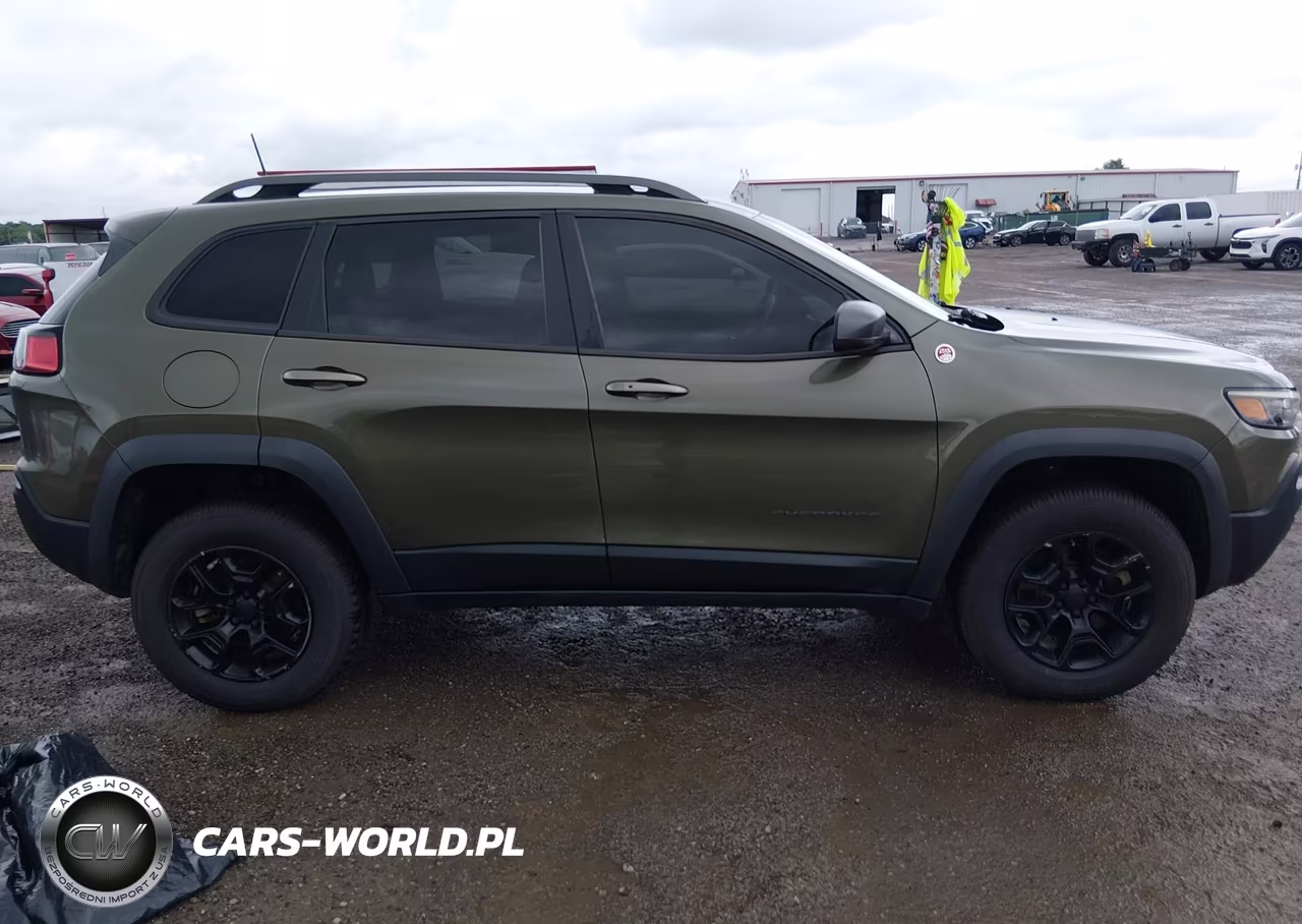 2019 Jeep Cherokee Trailhawk 4X4 VIN:1C4PJMBX3KD126782 - 13