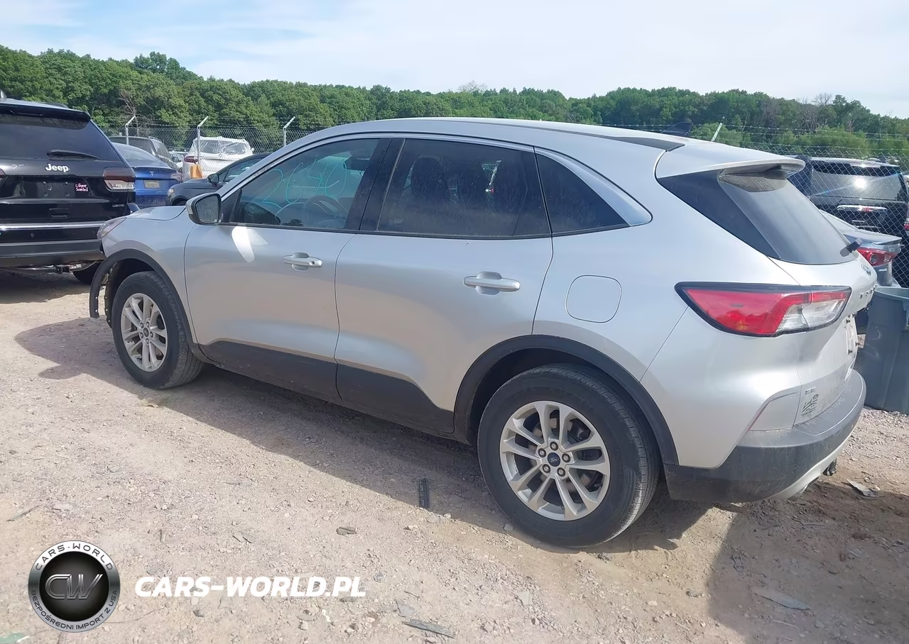2020 Ford Escape Se VIN:1FMCU9G63LUA78281 - 3