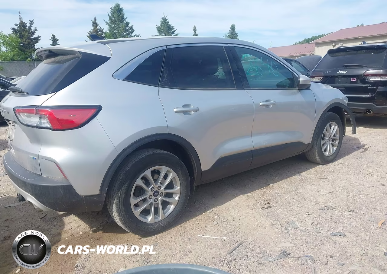 2020 Ford Escape Se VIN:1FMCU9G63LUA78281 - 4
