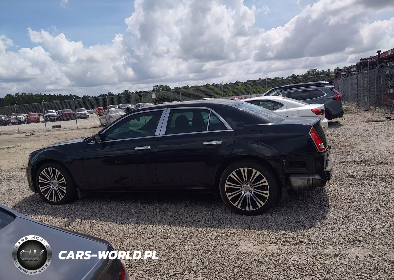 2014 Chrysler 300 300S VIN:2C3CCABG9EH119466 - 15