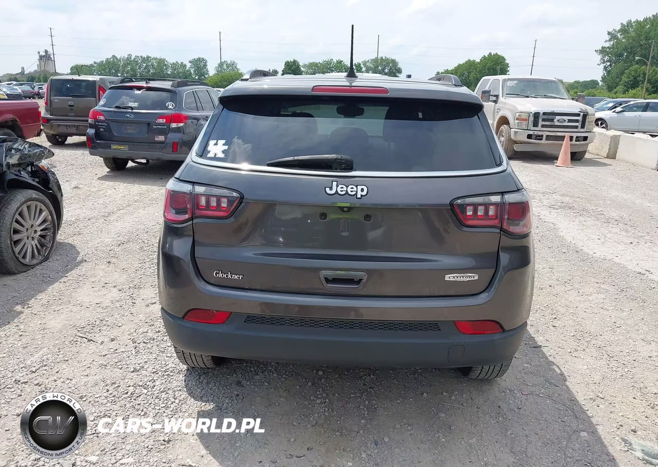 2018 Jeep Compass Latitude Fwd VIN:3C4NJCBB3JT137246 - 17
