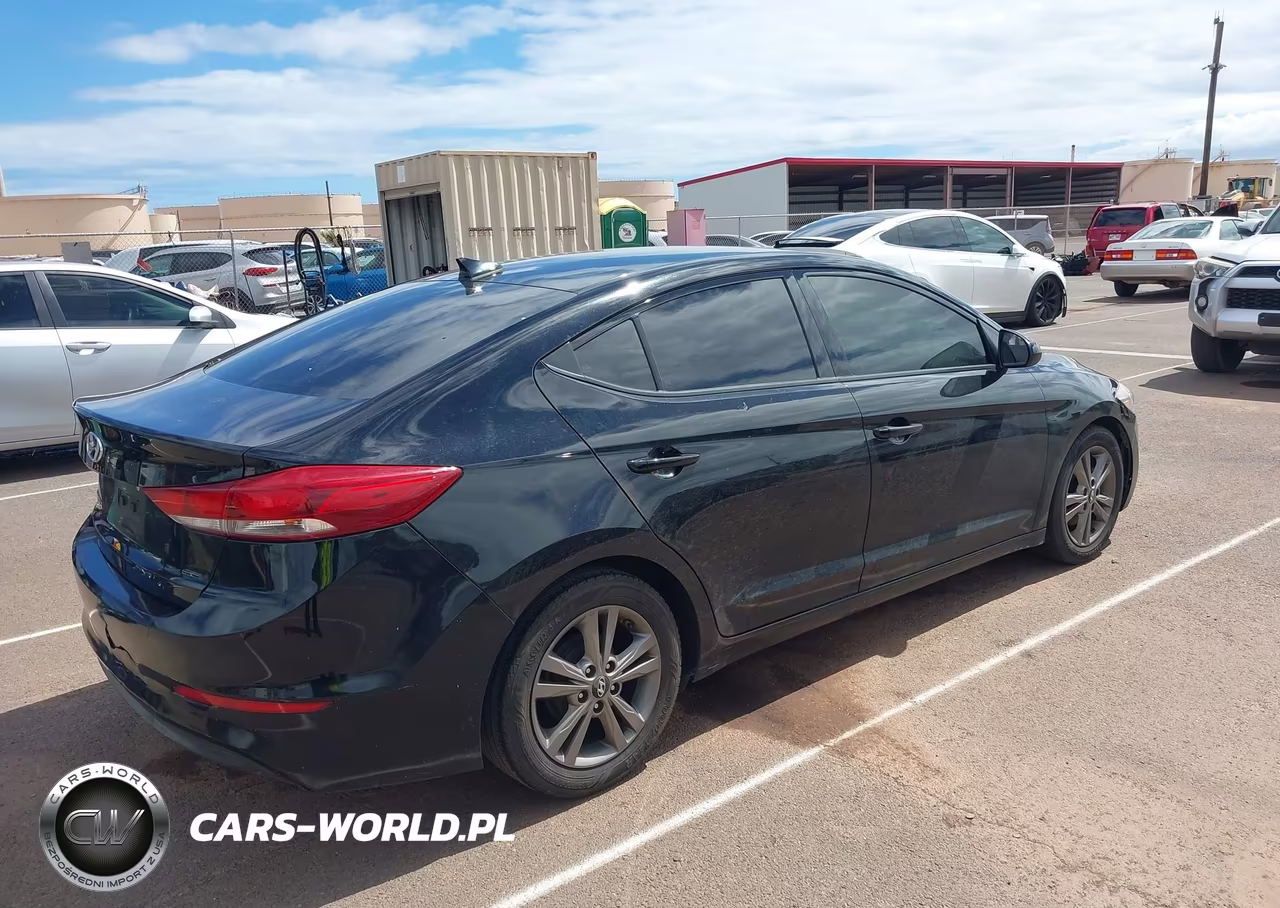2017 Hyundai Elantra Se VIN:5NPD84LF9HH035782 - 4