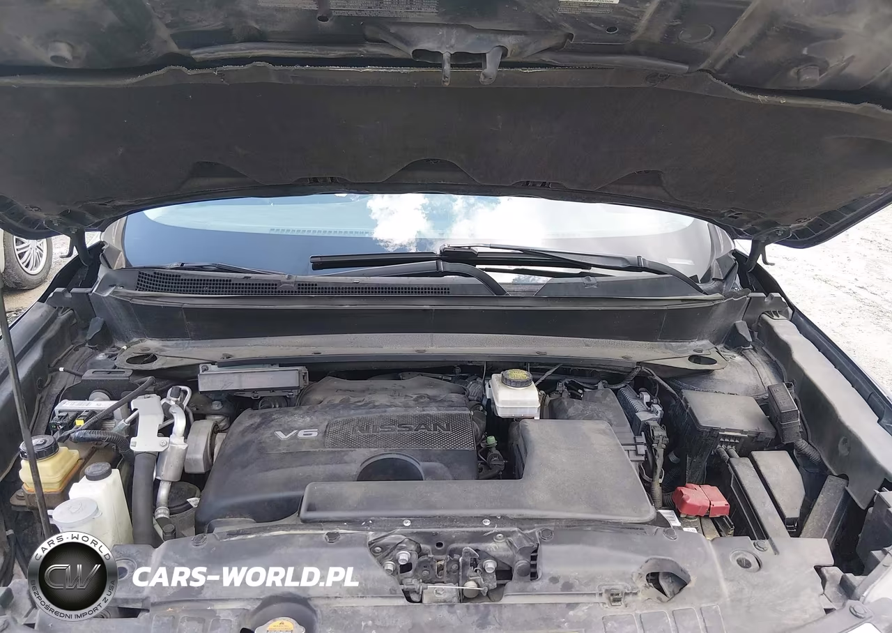 2018 Nissan Pathfinder S VIN:5N1DR2MN2JC612818 - 10