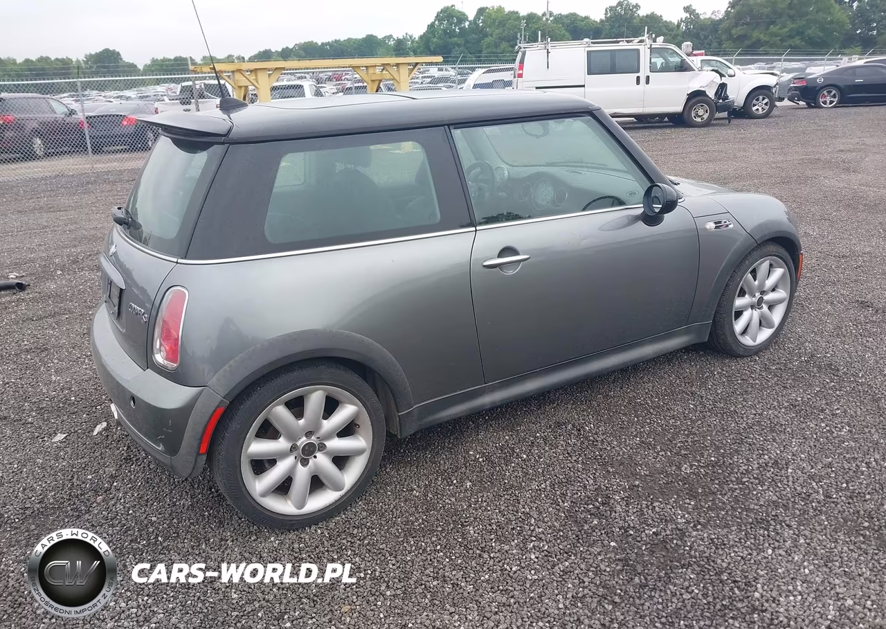 2006 Mini Cooper S VIN:WMWRE33506TL24037 - 4
