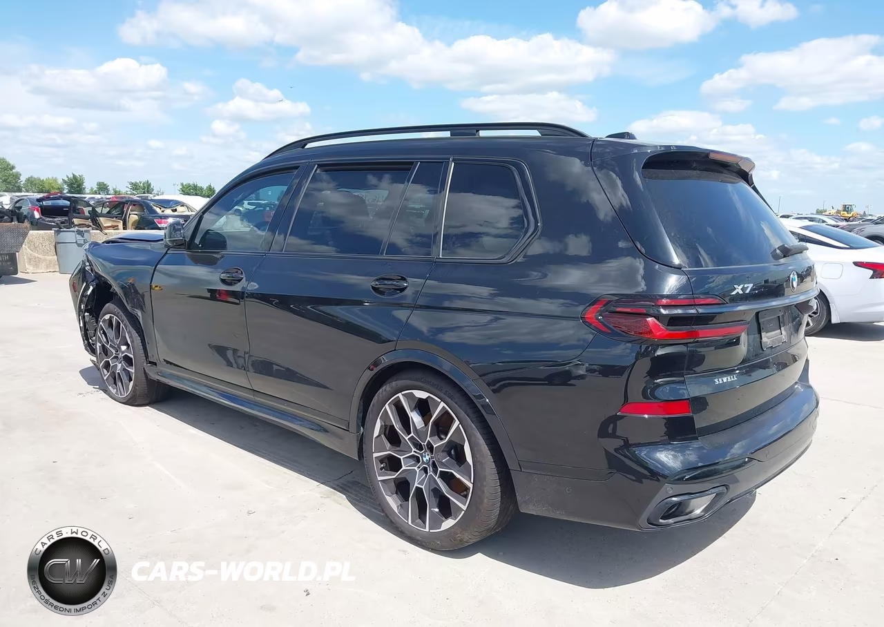 2024 BMW X7 xDrive40I VIN:5UX23EM09R9V96627 - 3