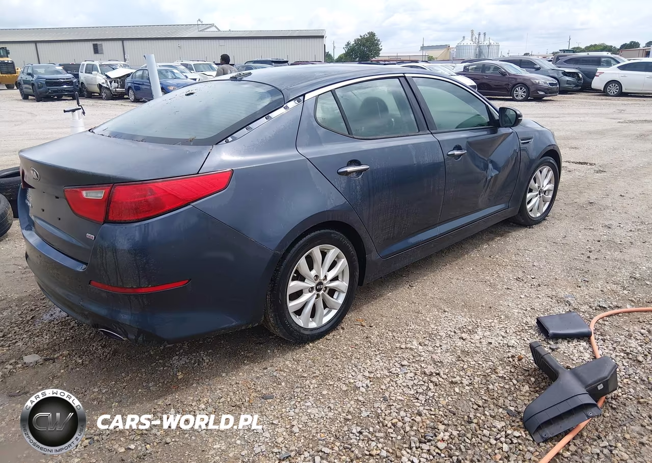 2015 Kia Optima Lx VIN:KNAGM4A75F5614895 - 4