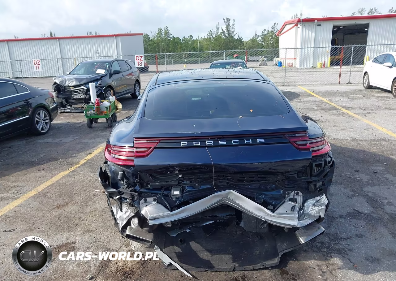2018 Porsche Panamera 4 VIN:WP0AA2A72JL117684 - 16