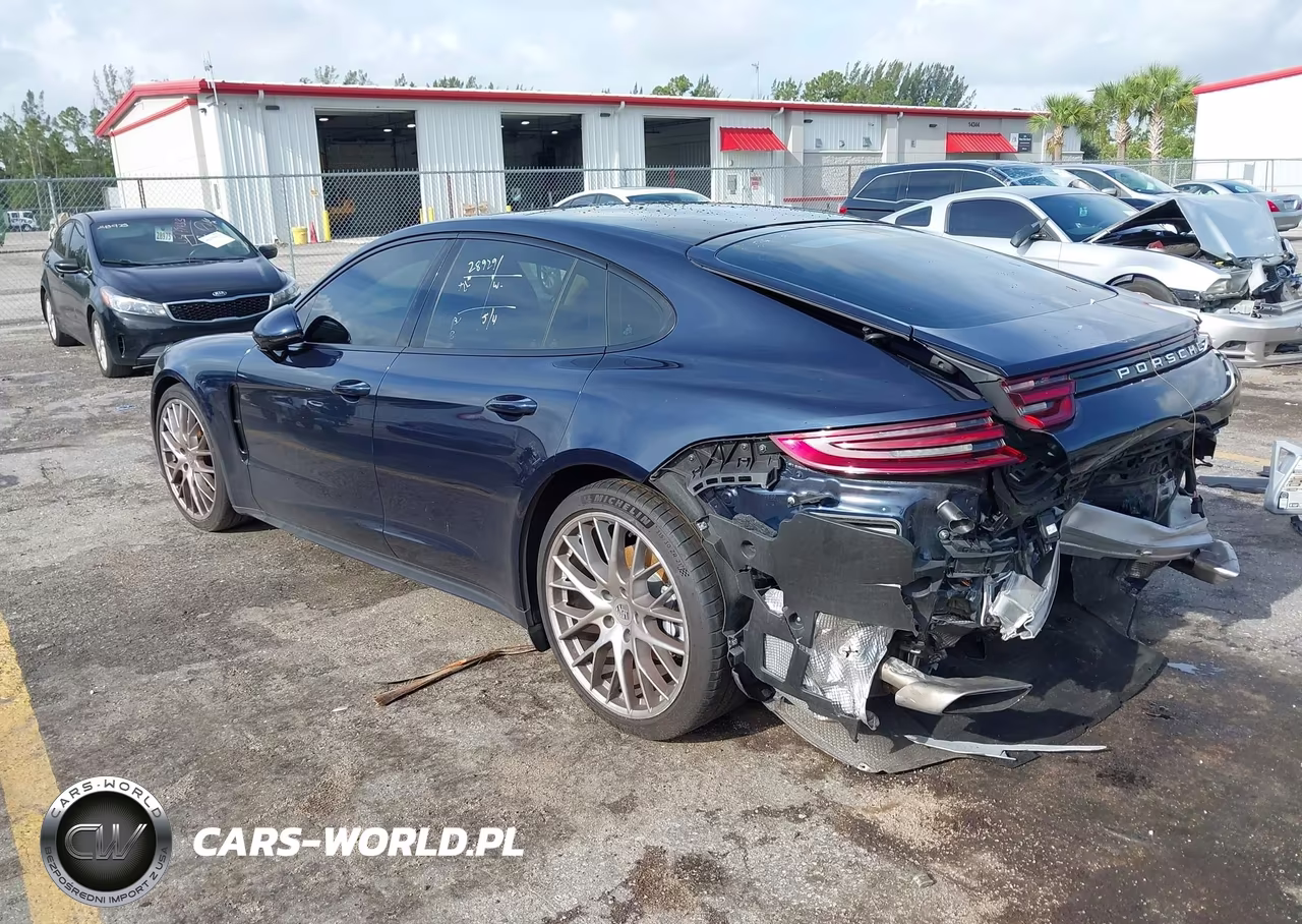 2018 Porsche Panamera 4 VIN:WP0AA2A72JL117684 - 3