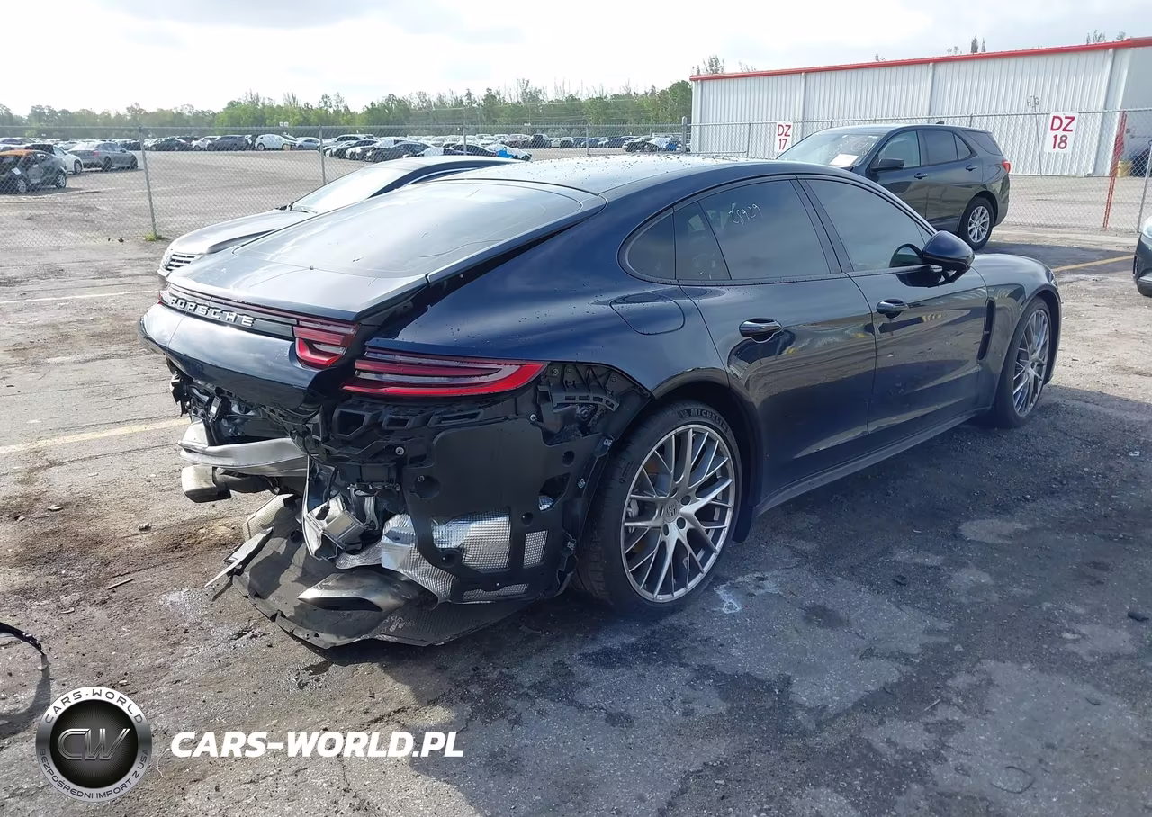 2018 Porsche Panamera 4 VIN:WP0AA2A72JL117684 - 4