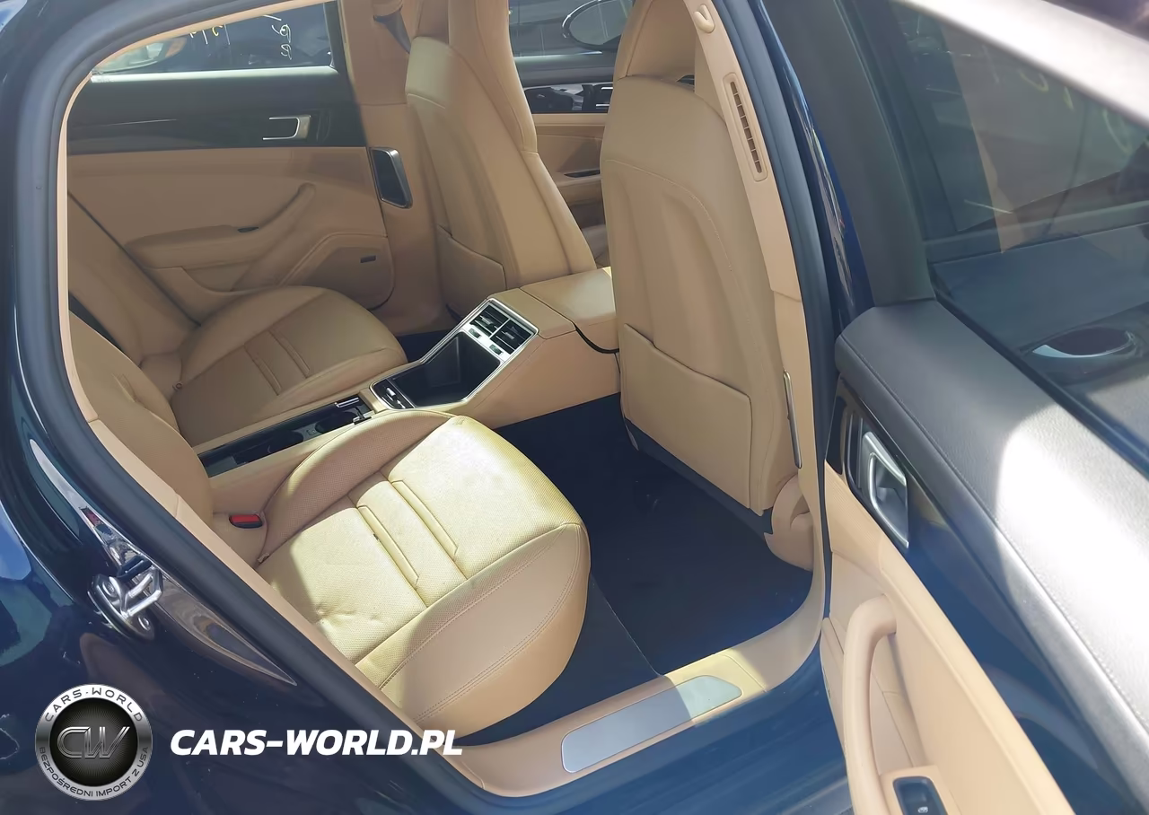 2018 Porsche Panamera 4 VIN:WP0AA2A72JL117684 - 8