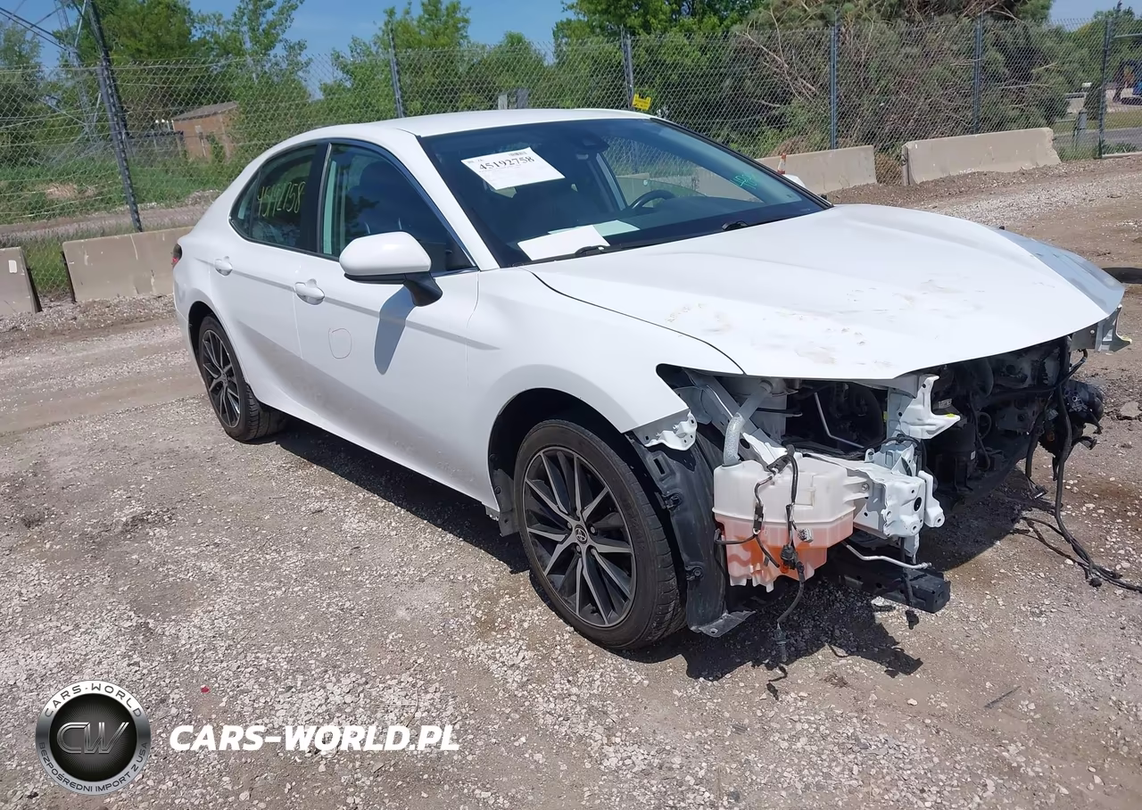 2021 Toyota Camry Se – zdjęcie 1 z 16