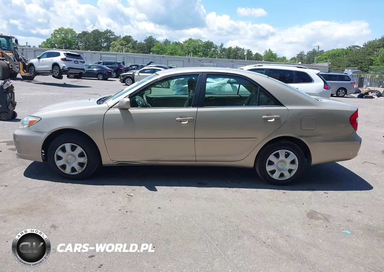 2003 Toyota Camry Le VIN:4T1BE32K73U763958 - 14