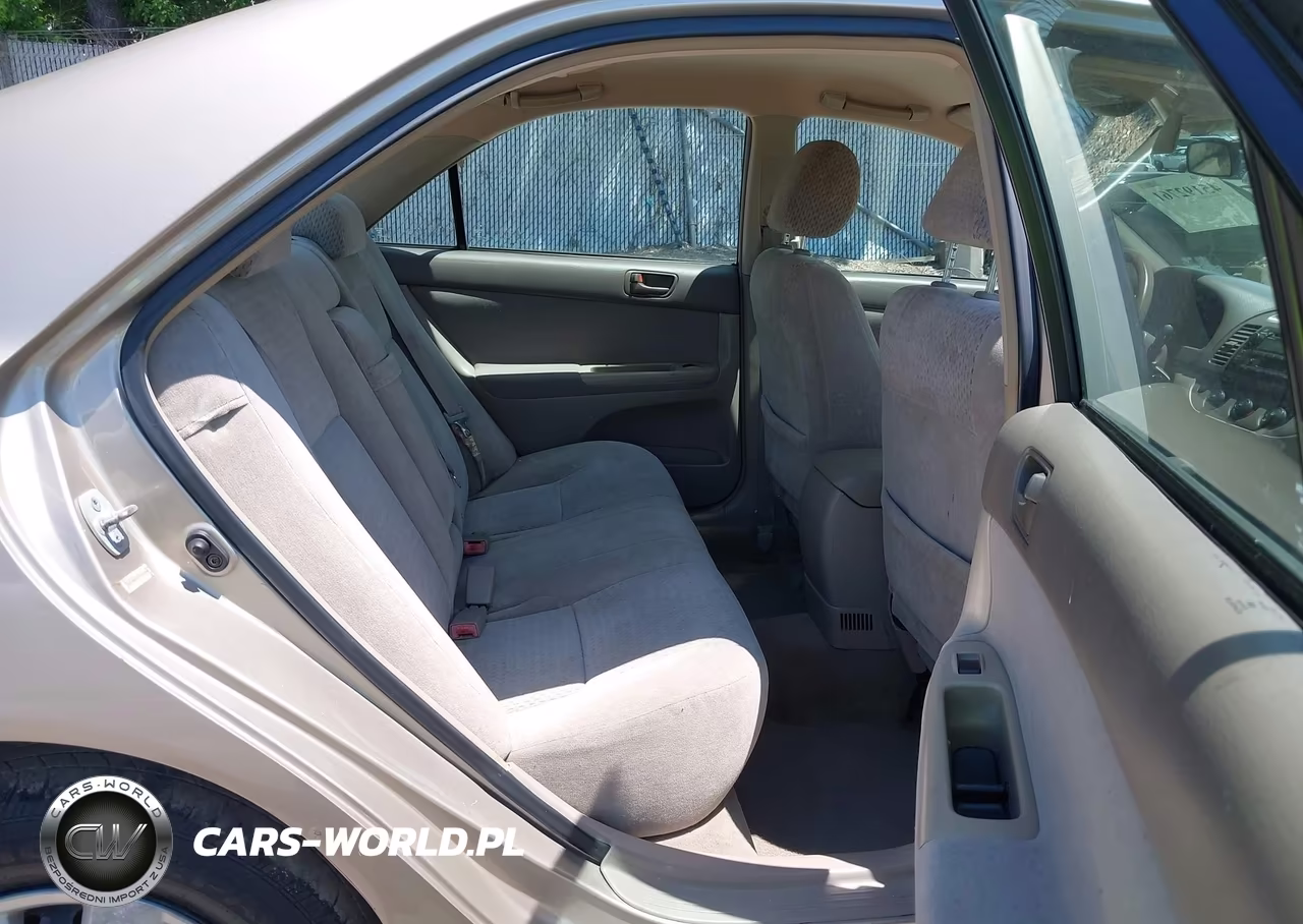 2003 Toyota Camry Le VIN:4T1BE32K73U763958 - 8