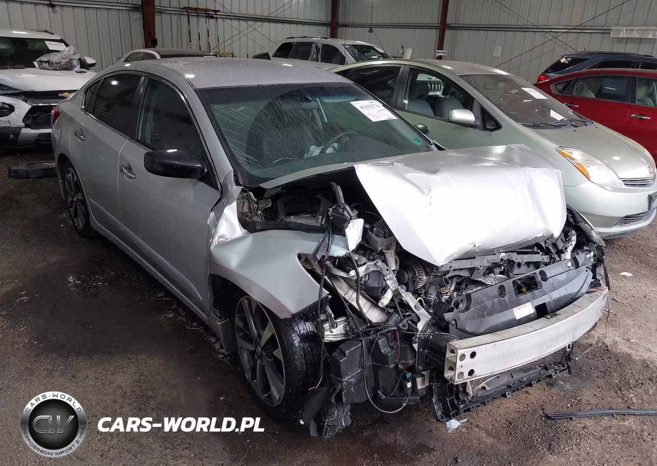 2016 Nissan Altima 2.5 Sr – zdjęcie 1 z 17