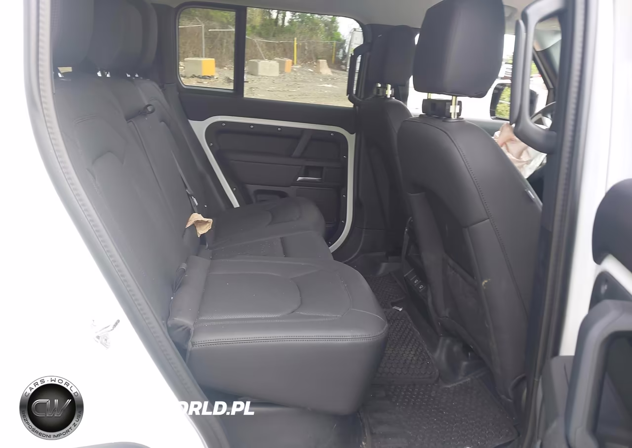 2025 Land Rover Defender 110 P400 S VIN:SALEJ7EUXS2435082 - 8