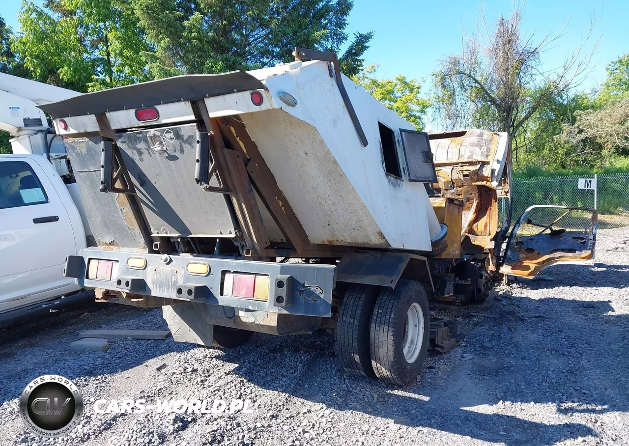 2012 Isuzu Npr VIN:54DB4W1C8CS802843 - 4