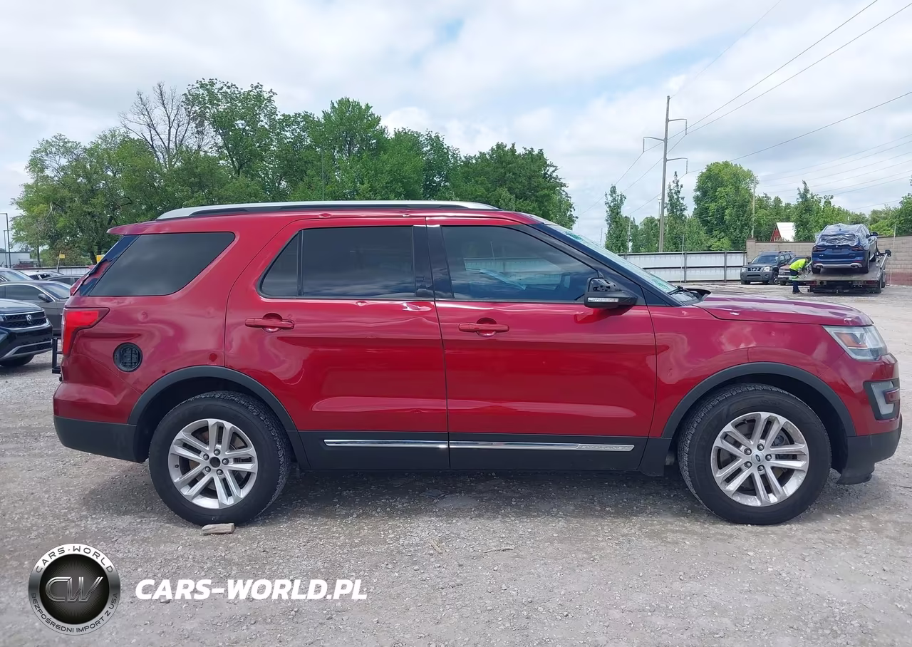 2017 Ford Explorer Xlt VIN:1FM5K7D88HGA75584 - 13