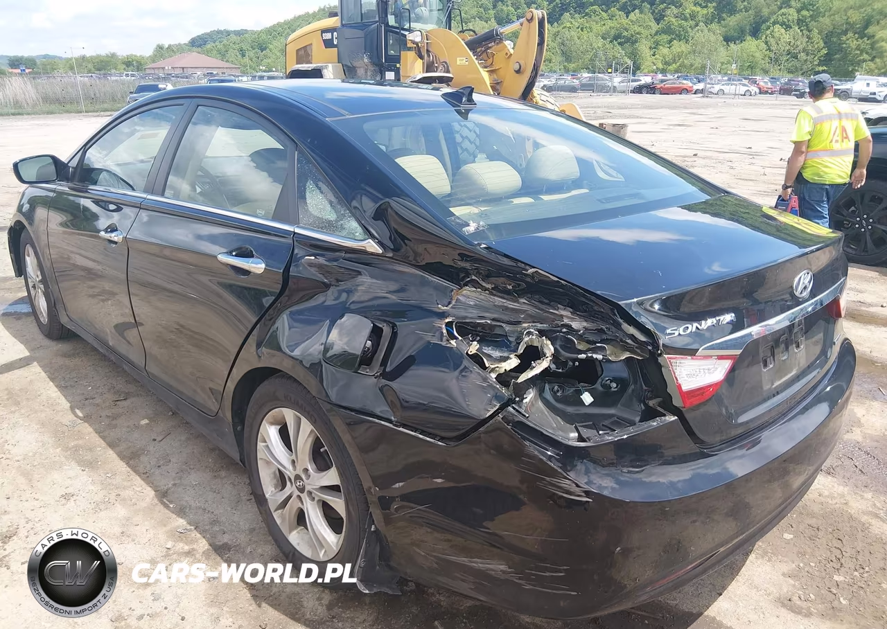 2012 Hyundai Sonata Limited VIN:5NPEC4AC0CH366805 - 3