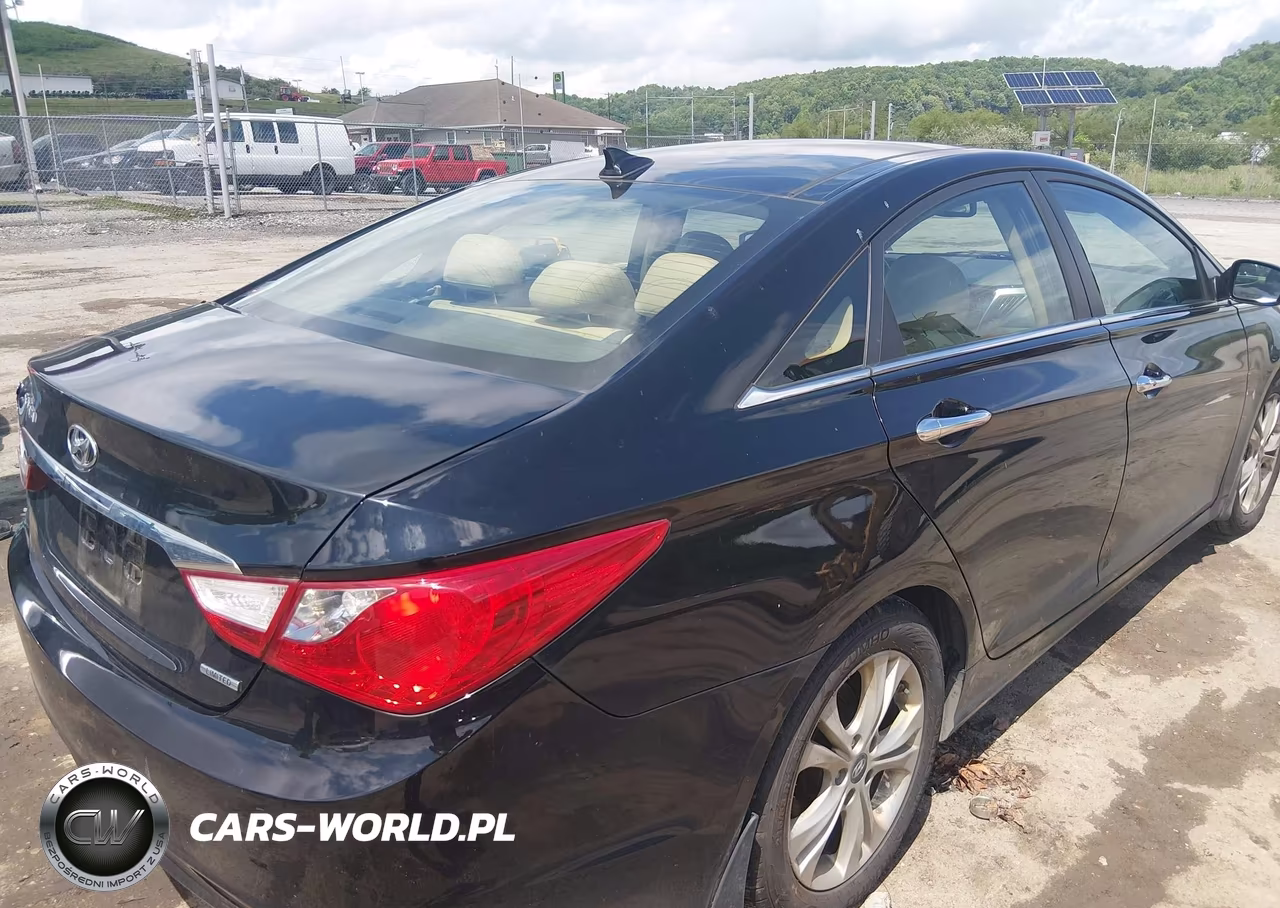 2012 Hyundai Sonata Limited VIN:5NPEC4AC0CH366805 - 4