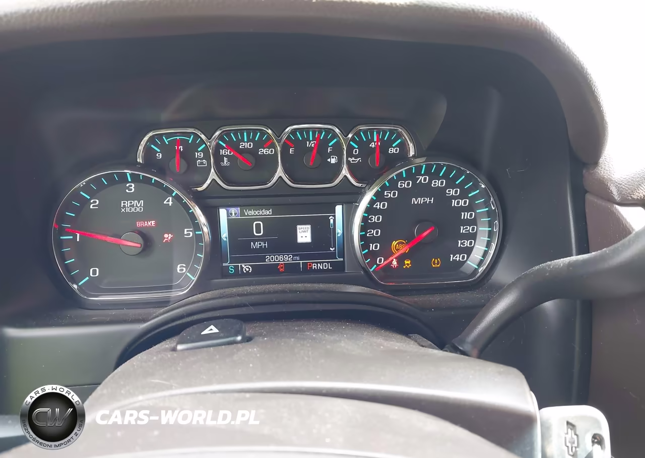 2018 Chevrolet Tahoe Lt VIN:1GNSCBKC0JR180975 - 7