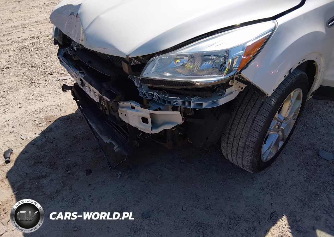 2015 Ford Escape Titanium VIN:1FMCU9JX7FUC12666 - 6