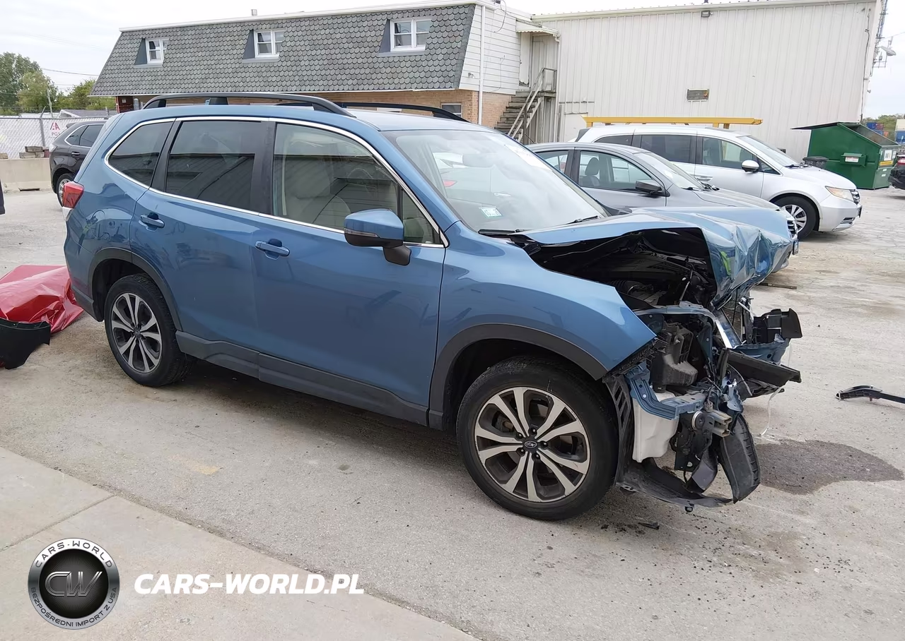 2021 Subaru Forester Limited – zdjęcie 1 z 17