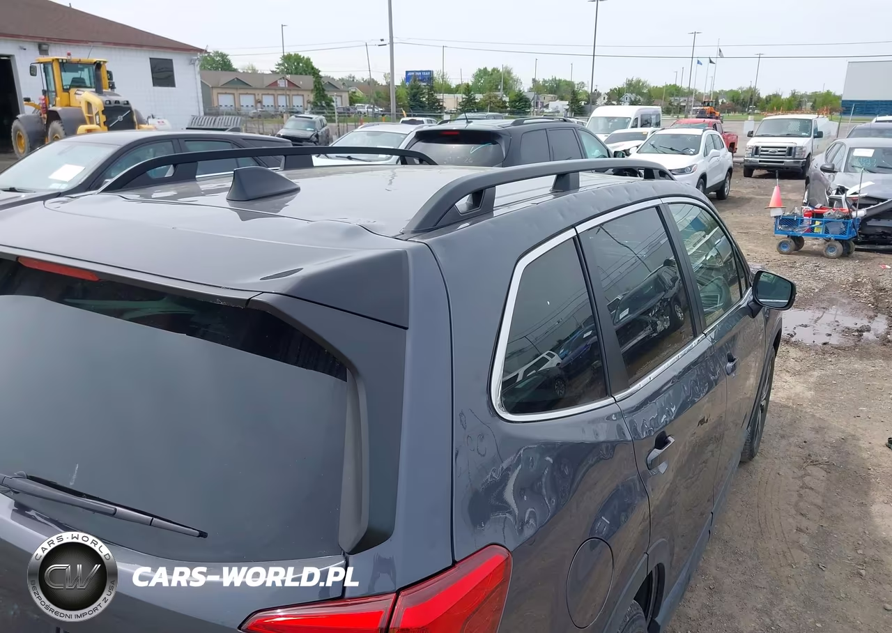 2024 Subaru Forester Limited VIN:JF2SKAKCXRH413186 - 18