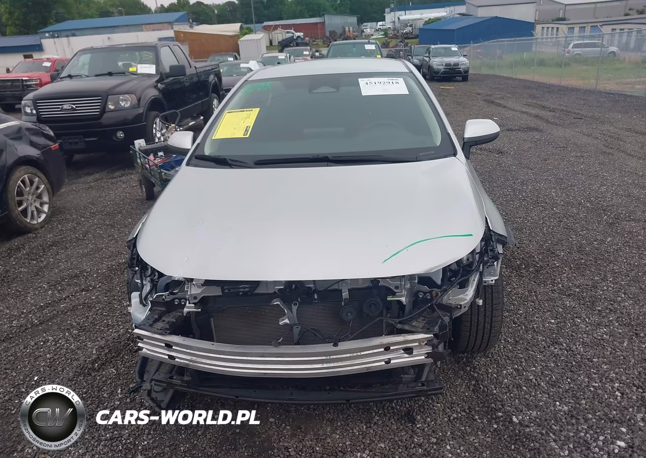 2024 Toyota Corolla Hybrid Le VIN:JTDBCMFEXR3028703 - 12