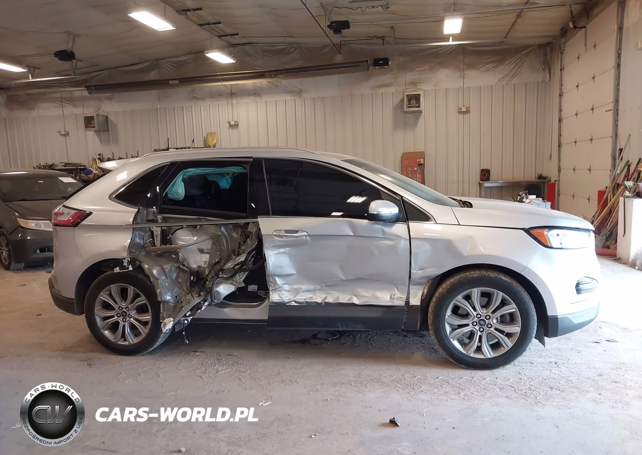 2019 Ford Edge Titanium VIN:2FMPK4K94KBC71376 - 13