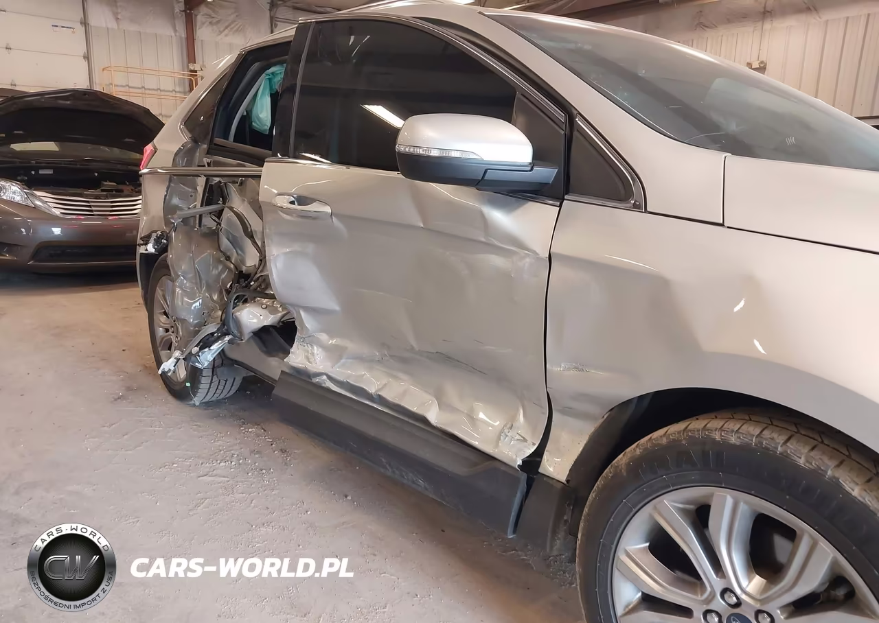 2019 Ford Edge Titanium VIN:2FMPK4K94KBC71376 - 6