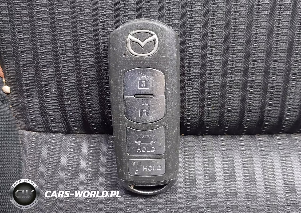 2016 Mazda Mazda3 I Touring VIN:JM1BM1V77G1343076 - 11