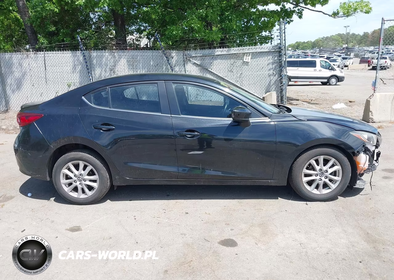 2016 Mazda Mazda3 I Touring VIN:JM1BM1V77G1343076 - 14