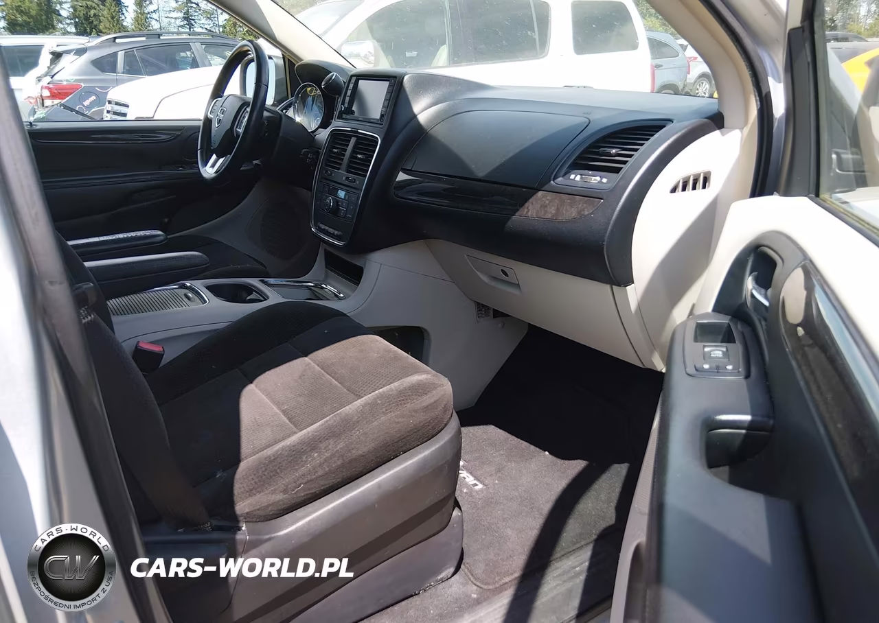 2012 Dodge Grand Caravan Crew VIN:2C4RDGDG1CR341168 - 5