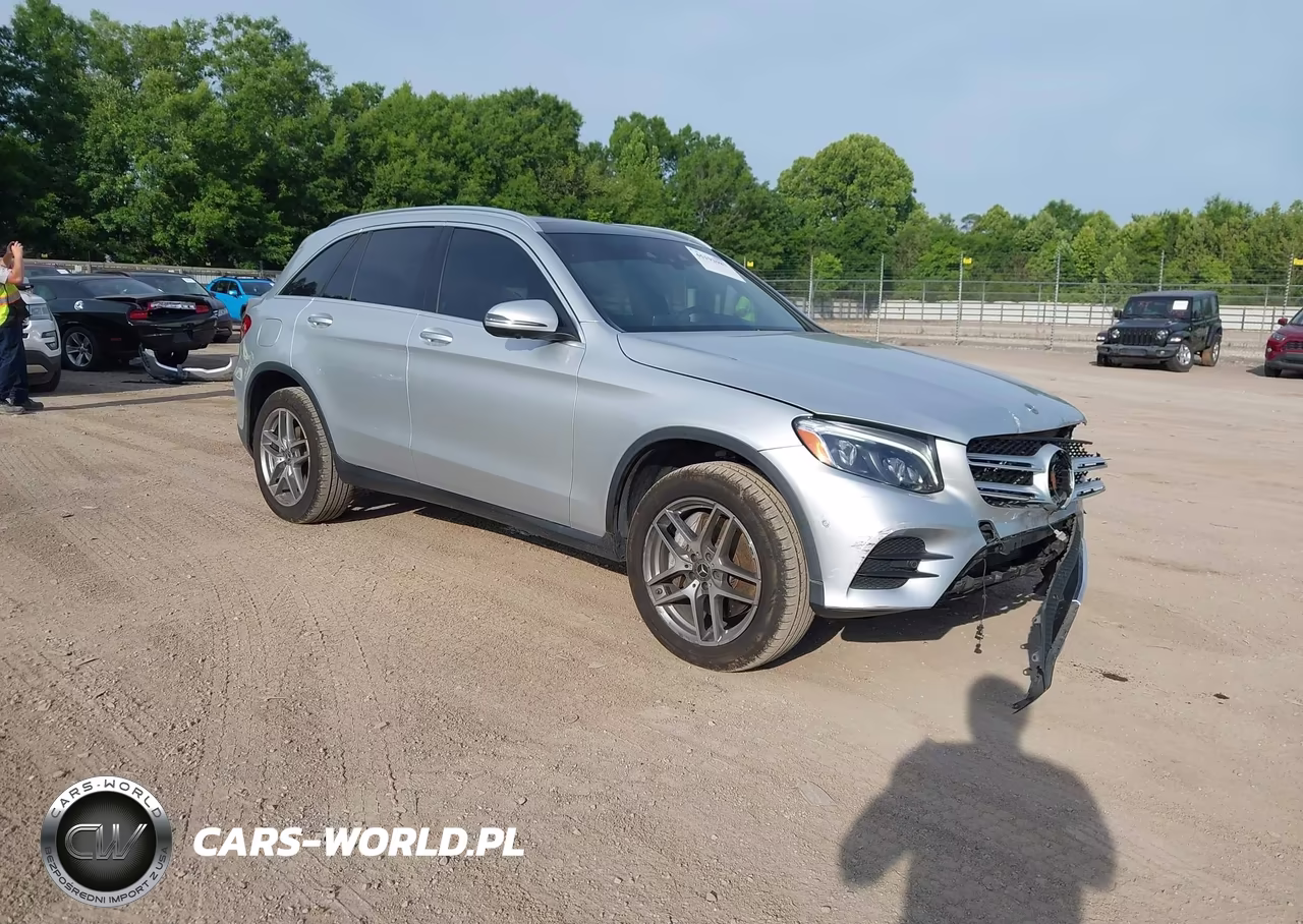2018 Mercedes-Benz Glc 300 4Matic – zdjęcie 1 z 16