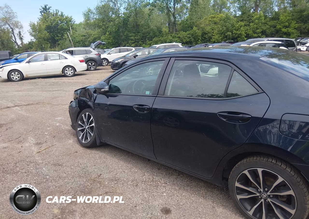 2018 Toyota Corolla Se VIN:2T1BURHE7JC070765 - 14
