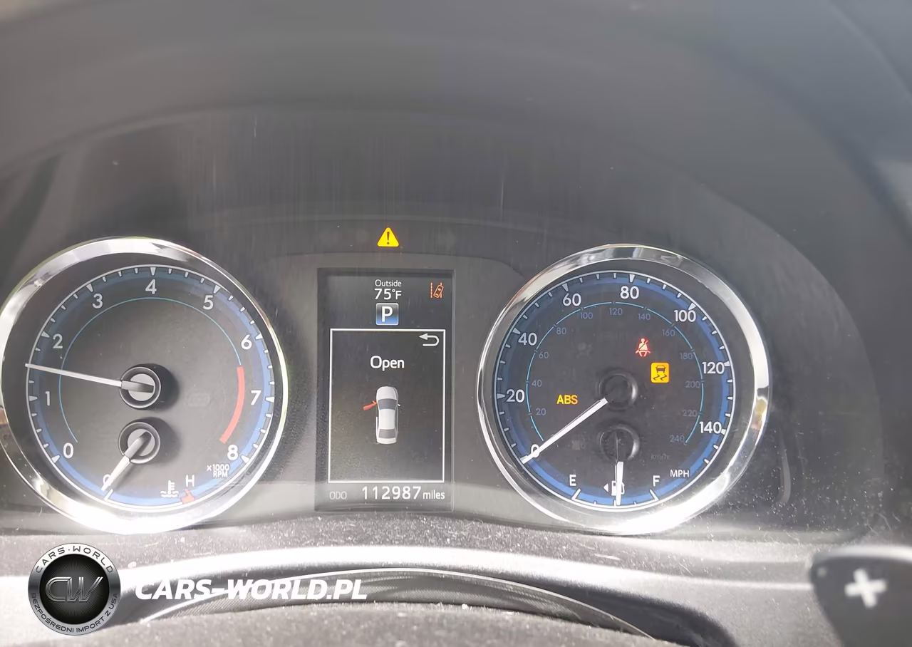 2018 Toyota Corolla Se VIN:2T1BURHE7JC070765 - 7