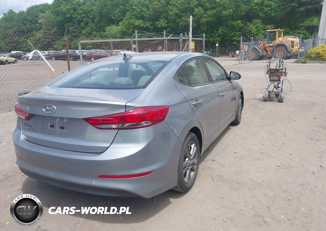 2017 Hyundai Elantra Se VIN:5NPD84LF2HH009167 - 4