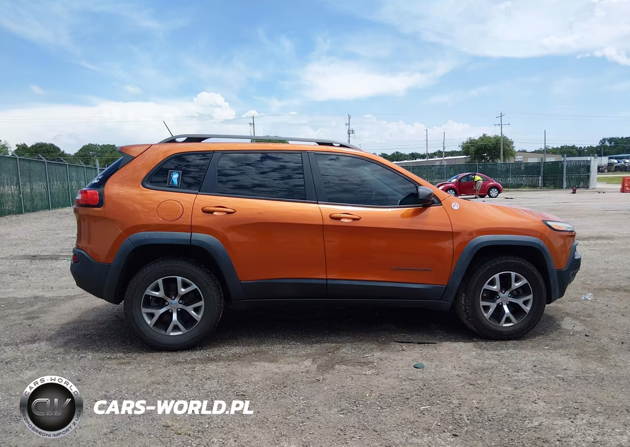 2014 Jeep Cherokee Trailhawk VIN:1C4PJMBSXEW251646 - 13