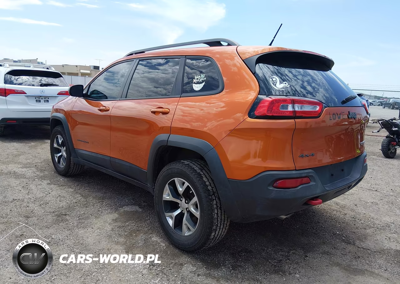 2014 Jeep Cherokee Trailhawk VIN:1C4PJMBSXEW251646 - 3
